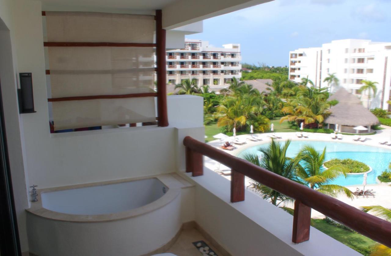 Junior Suite con Vista Piscina